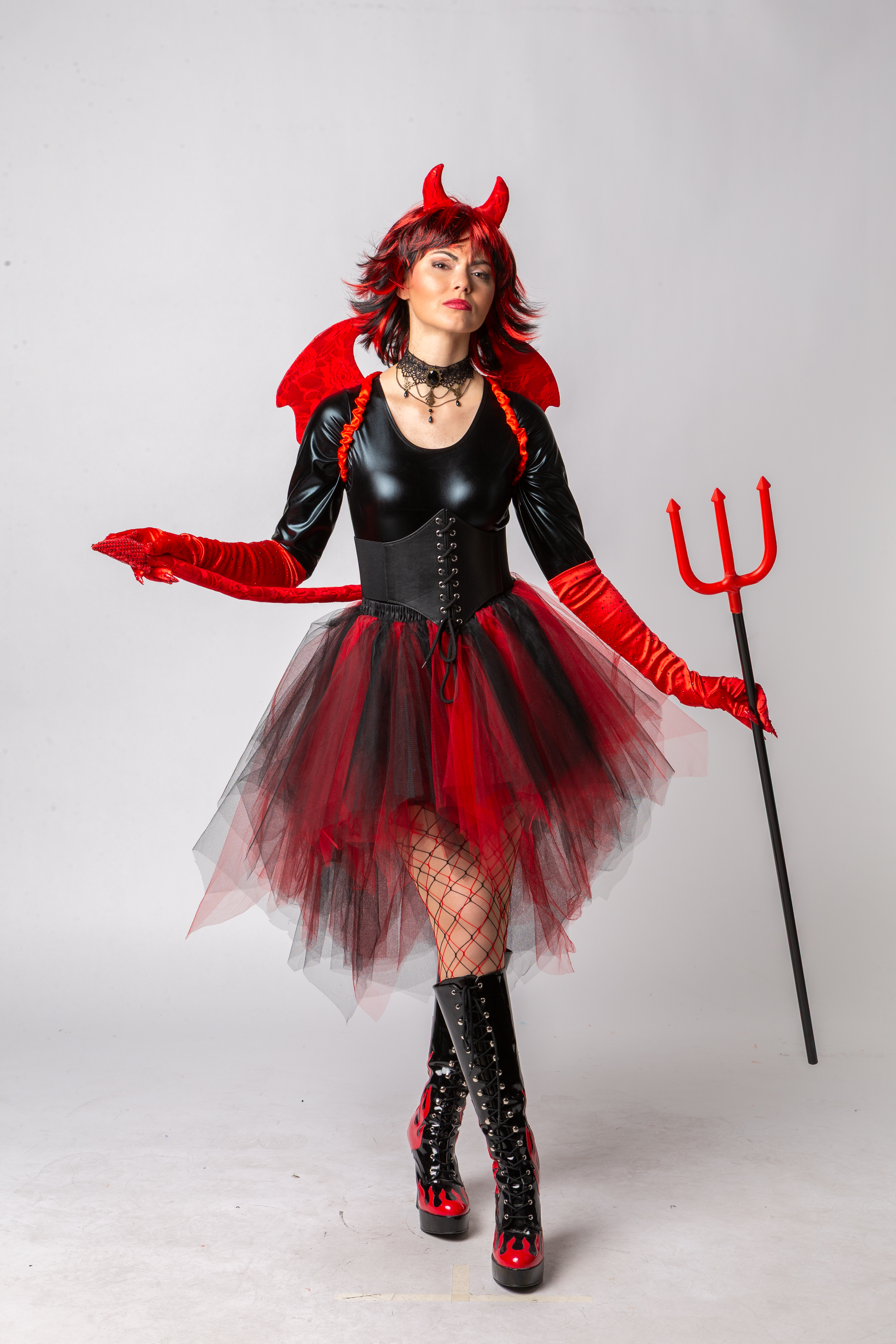 tutu vokuhila, red-black