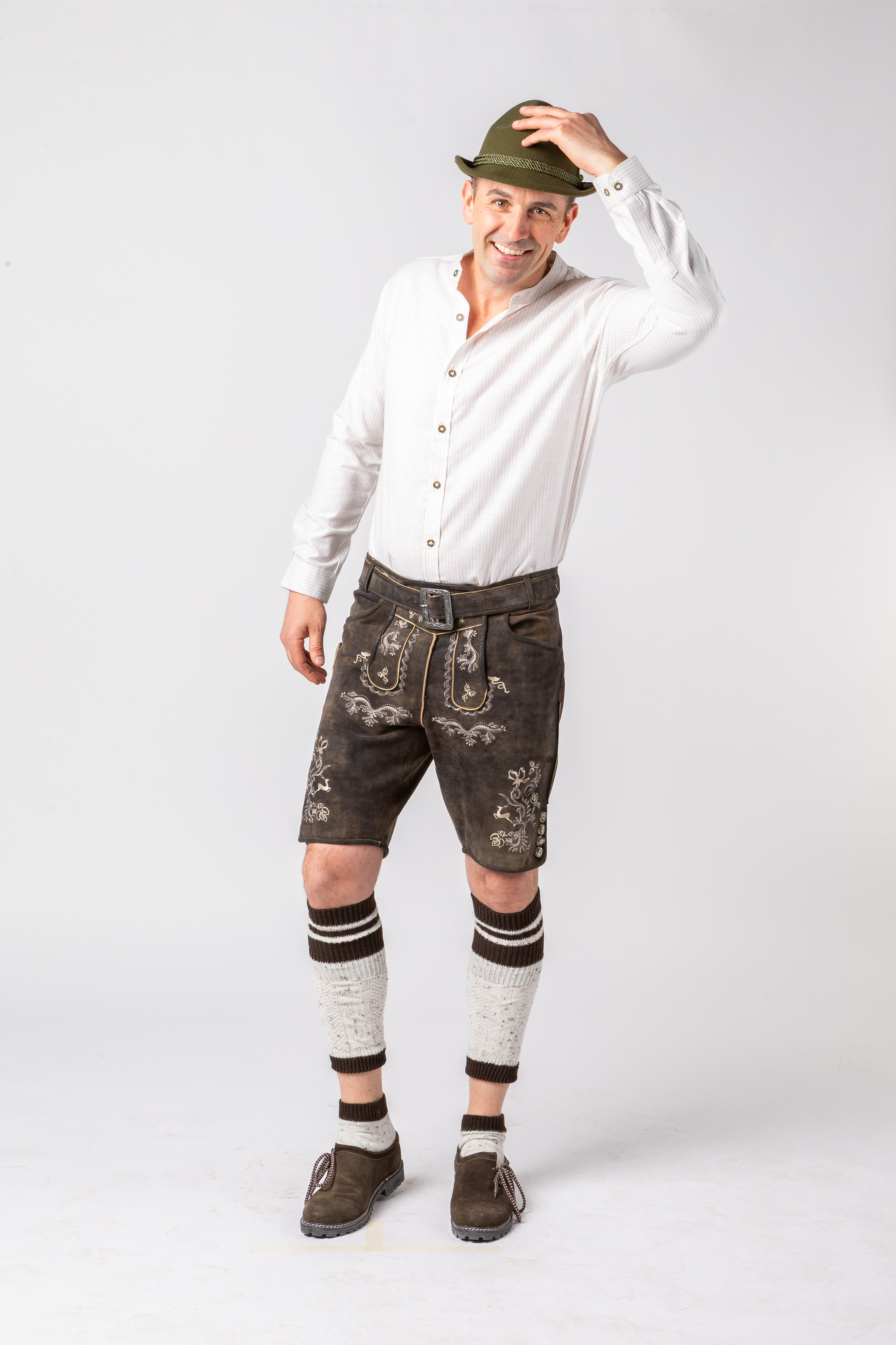 Pantalon en cuir court, marron antique