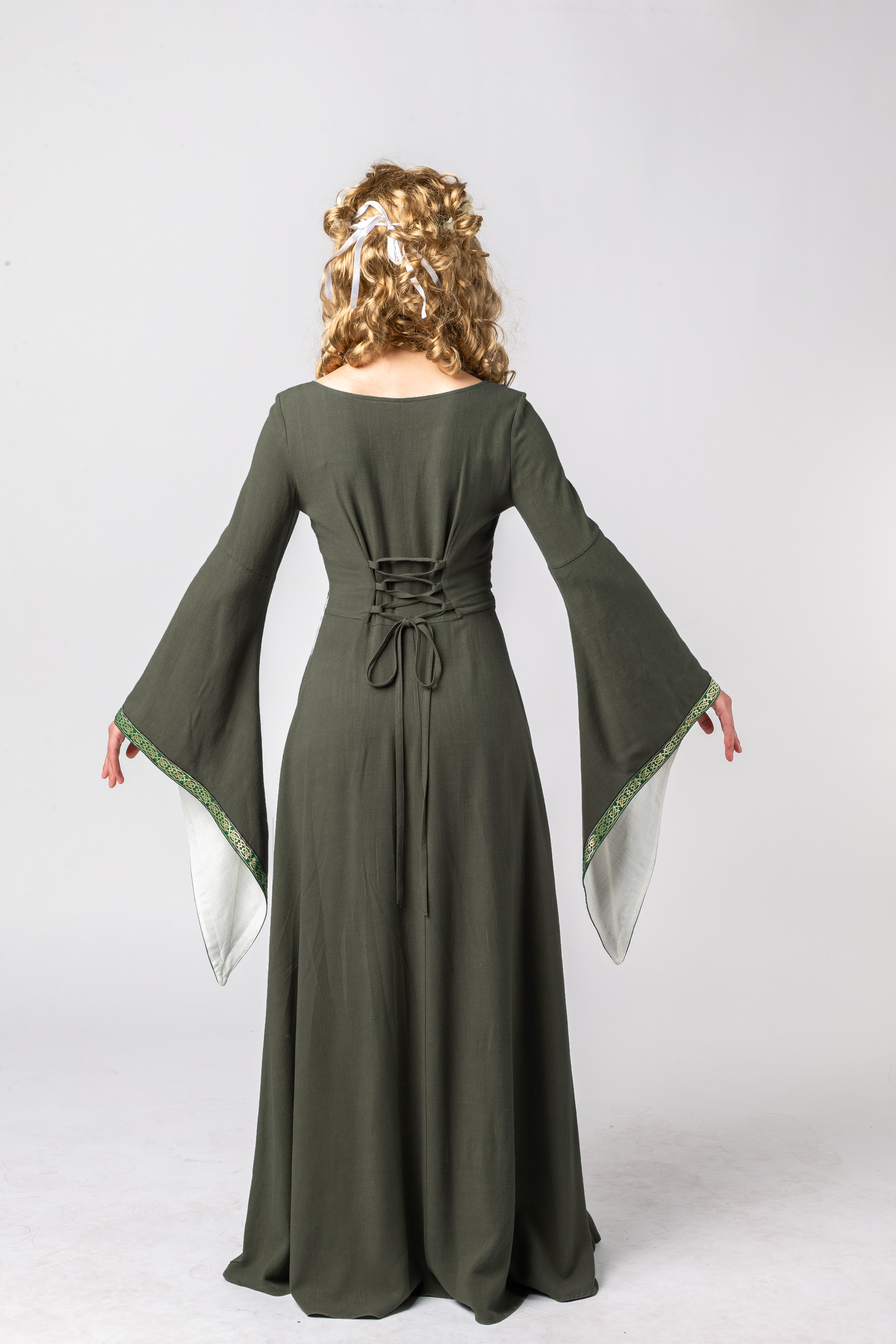 Servante médiévale, vert