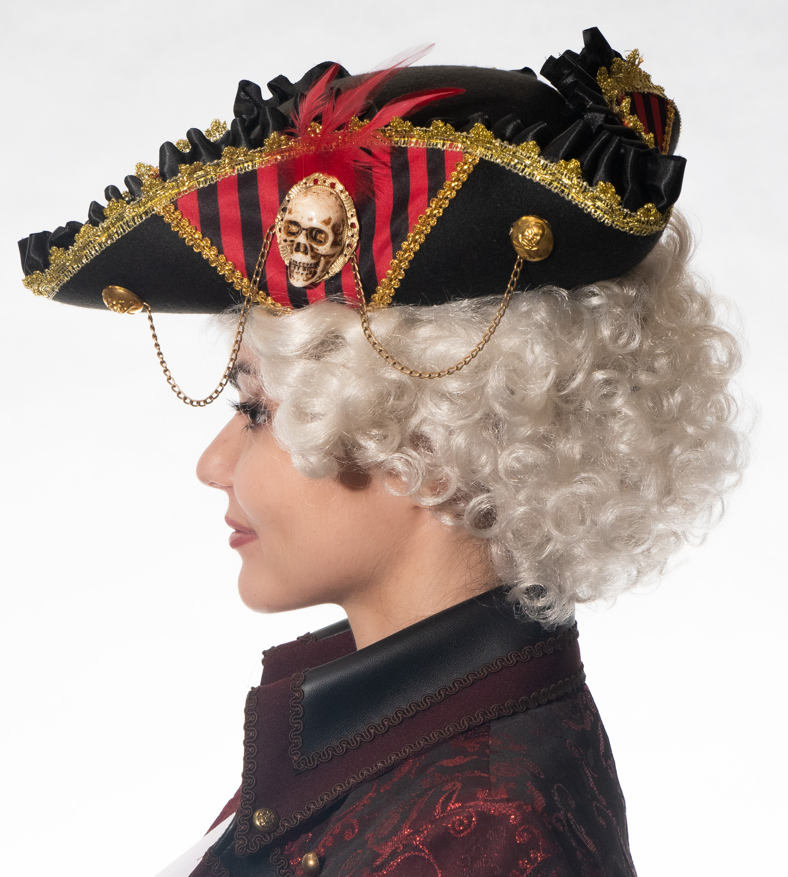 Skull pirate tricorn hat