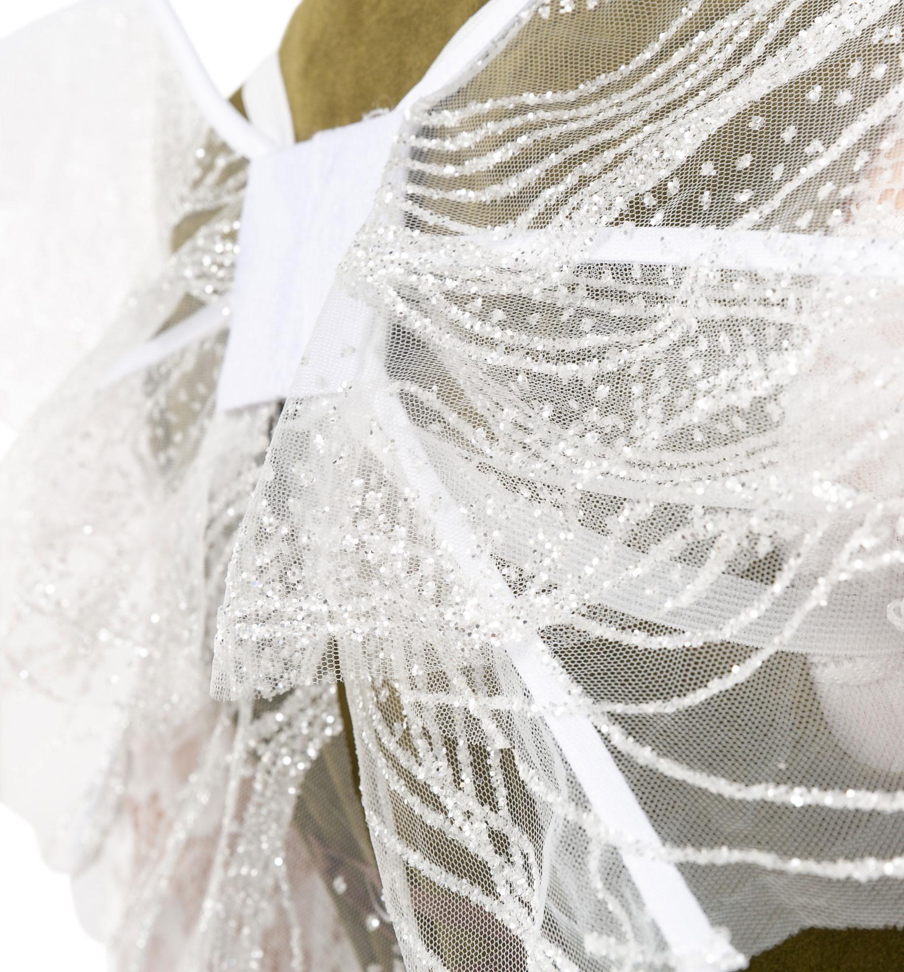 Wings, white