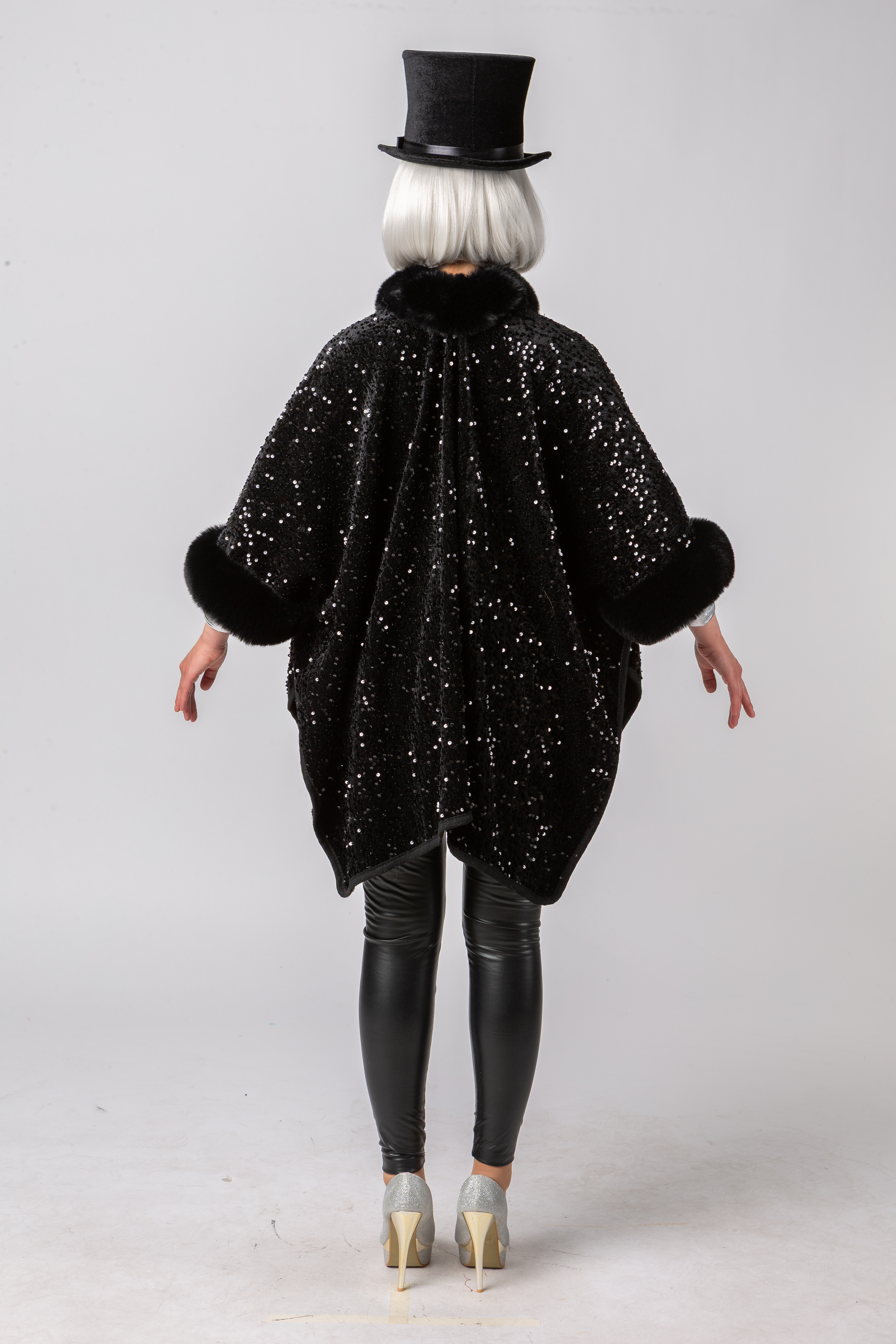 Paillettenponcho, schwarz